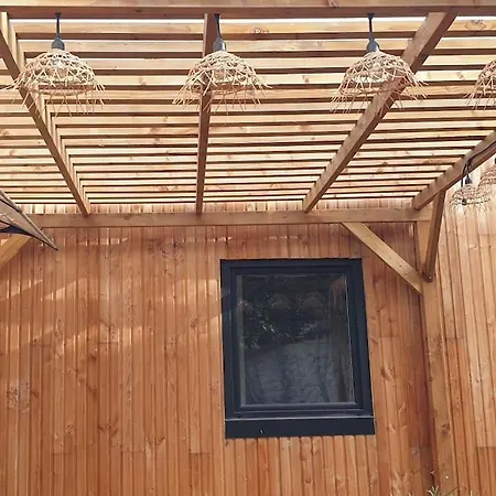 Studio Et Pavillon En Bois Independants Дом отдыха Montbazin
