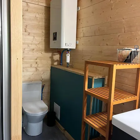 Et Pavillon En Bois Independants * Montbazin